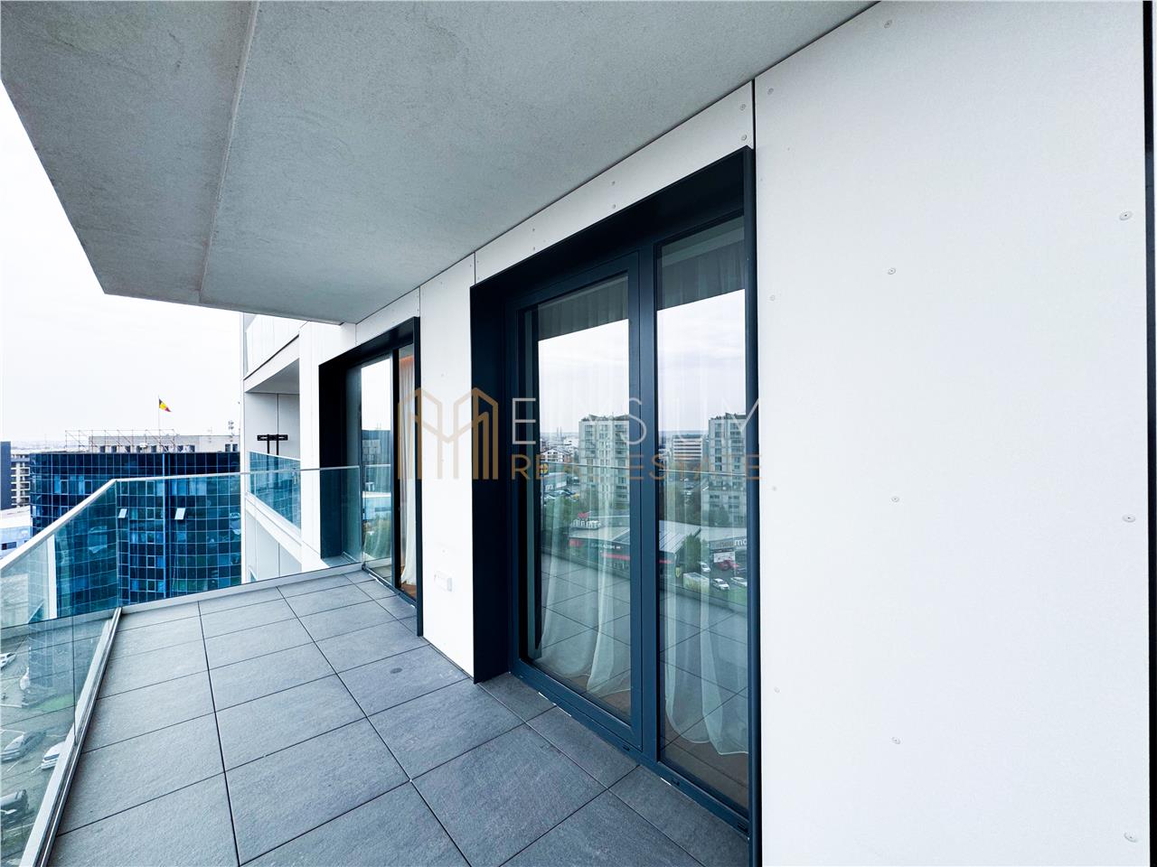 Apartament 3 camere de inchiriat One Herastrau Towers Apartament 3 camere de inchiriat One Herastrau Towers