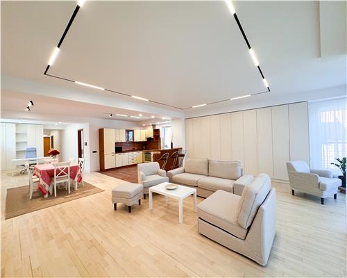 Apartament 3 camere de inchiriat Aviatorilor